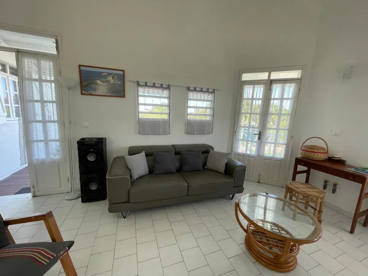 La Villa Les Palmiers Simplicite Convivialite Saint-Francois  Holiday home